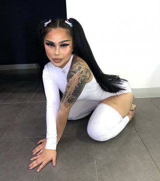 hotPatricia de Ille-et-Vilaine, France